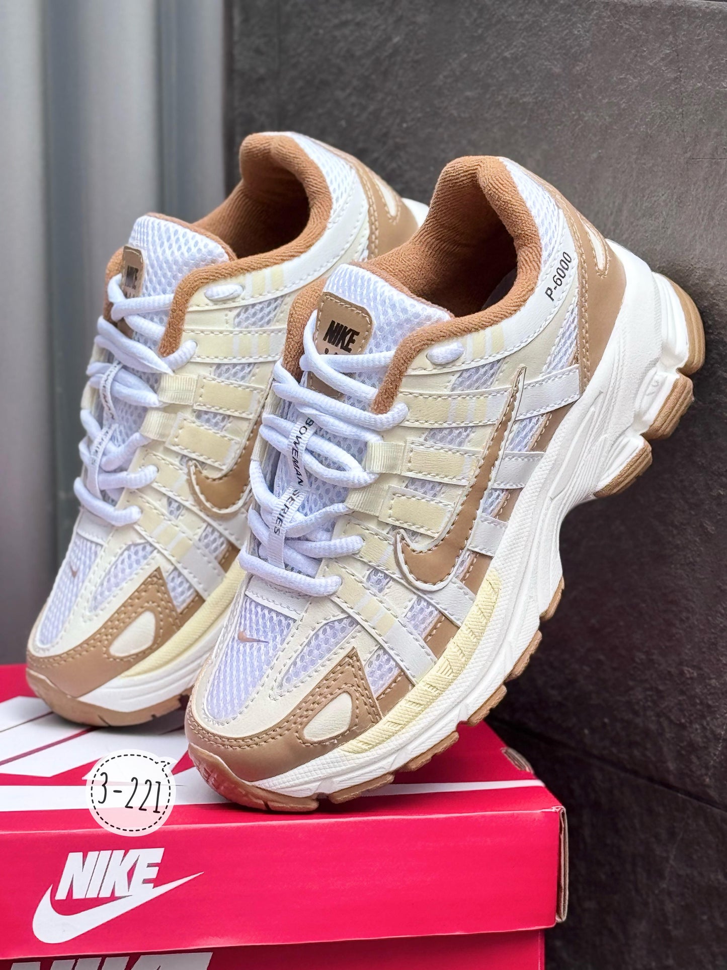 NK P6000 Unisex - OFERTA 2026