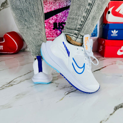 Gray helmet for bikers